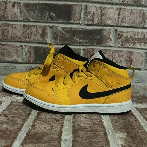 Kids preschool Jordan 1 mid University Gold size 2y - Picture 10 of 13